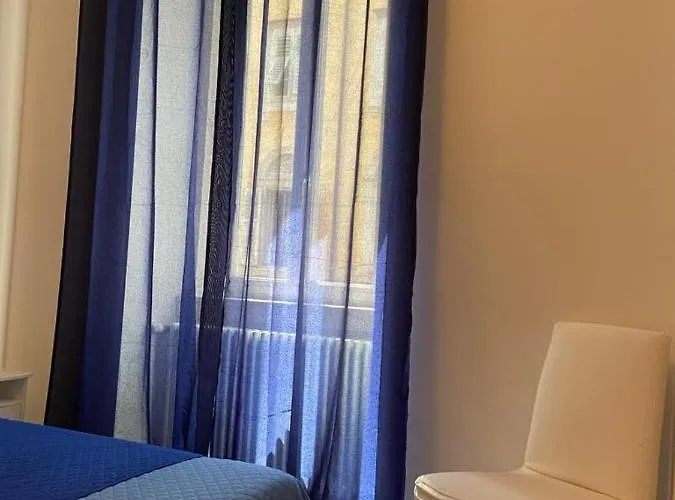 Nuanua 트리에스테